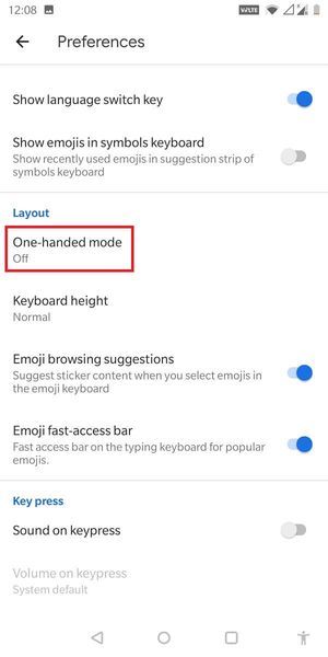 W „Układzie” wybierz „Tryb jednej ręki”. | Jak zmienić rozmiar klawiatury na telefonie z Androidem