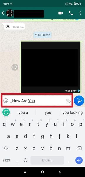 送信するメッセージを斜体で入力します。 | WhatsAppでフォントスタイルを変更する方法