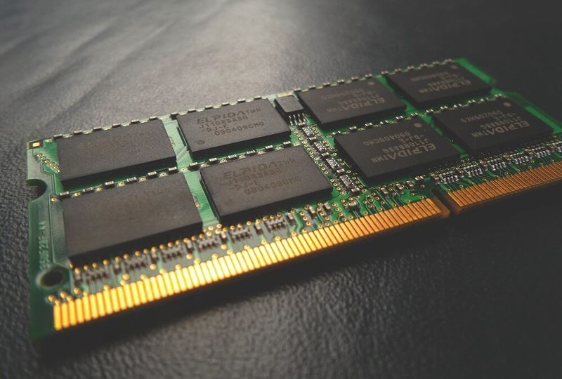 Šta je RAM? | Definicija memorije sa slučajnim pristupom