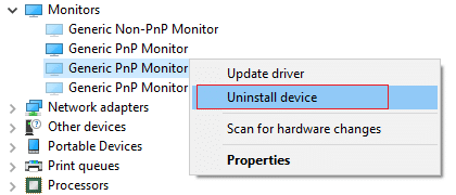 Fare clic con il pulsante destro del mouse su ciascuno dei dispositivi nascosti elencati in Monitor e selezionare Disinstalla dispositivo