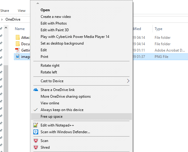 OneDriveに移動するファイルを右クリックし、[空き容量を増やす]を選択します
