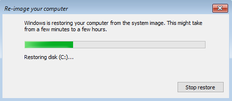 Windows sta ripristinando il computer dall'immagine di sistema