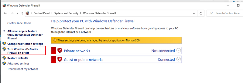 Klik op Skakel Windows Firewall aan of af / Herstel geen installasie-knoppie in Windows Store