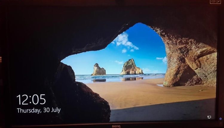 Windows 10 zaglavljen na ekranu dobrodošlice